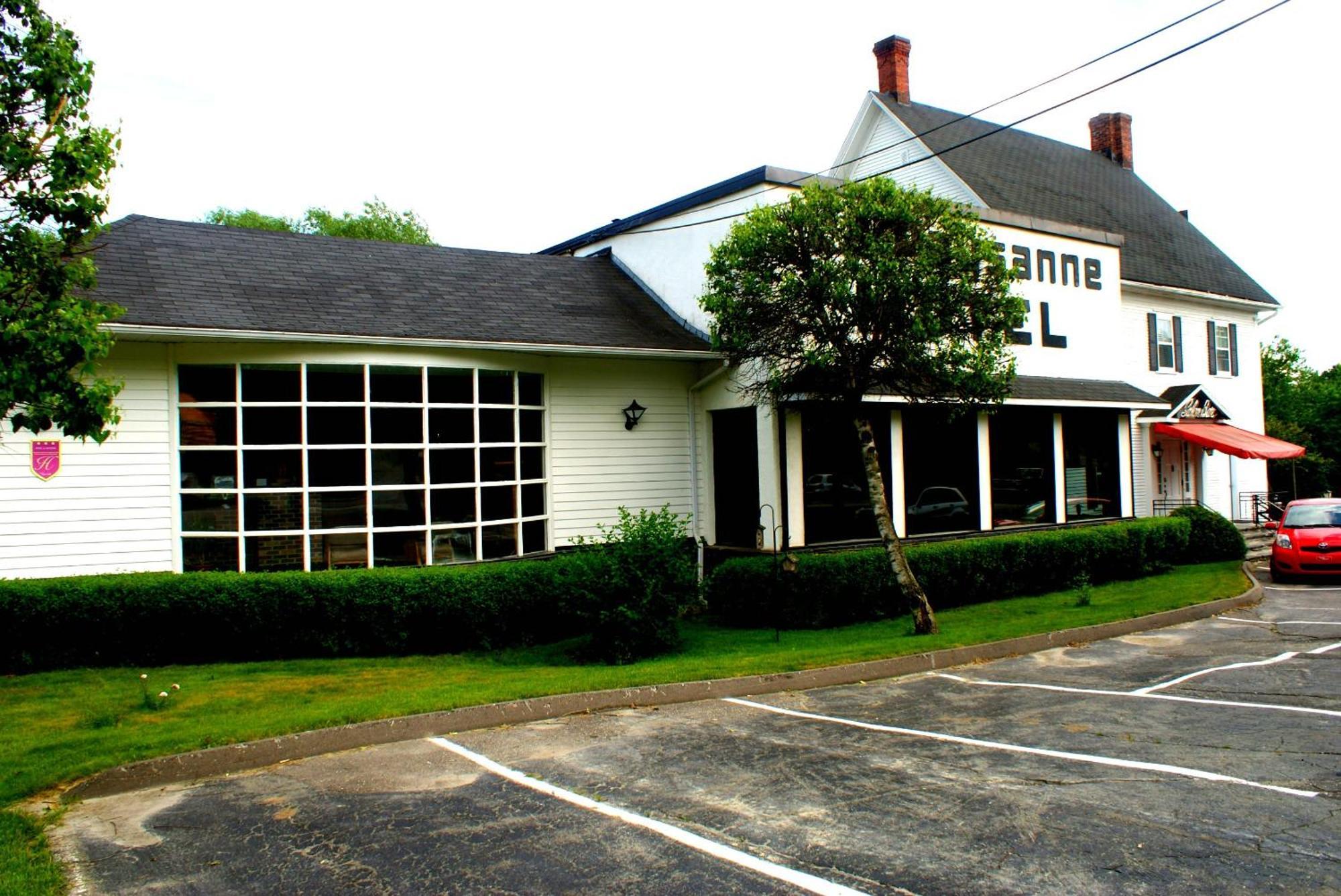 La Paysanne Motel & Hotel Sherbrooke Exterior foto